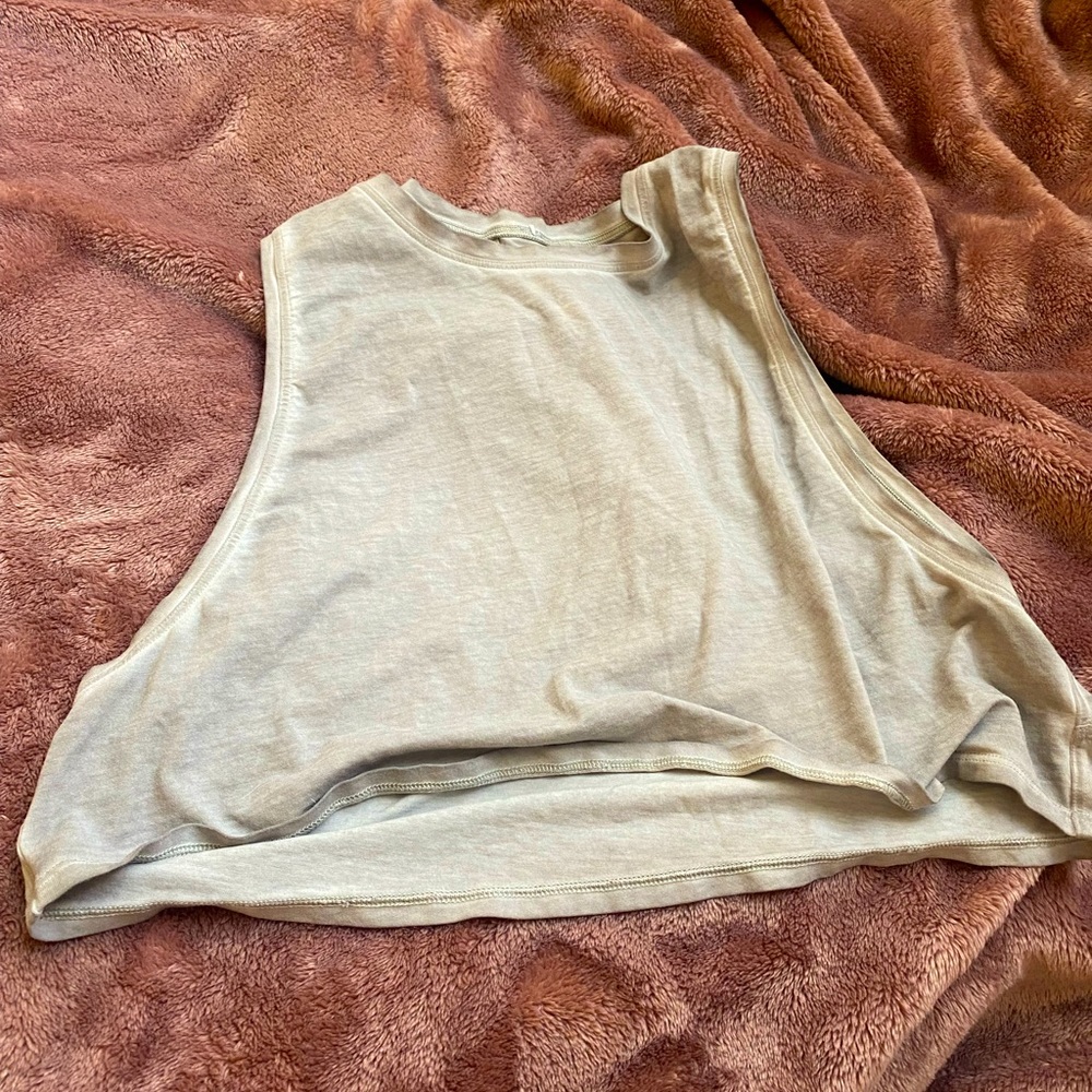 Lululemon active crop top